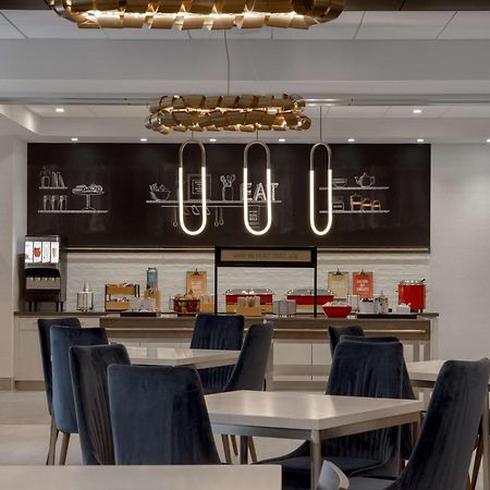 Hampton Inn By Hilton Winnipeg Downtown Ngoại thất bức ảnh