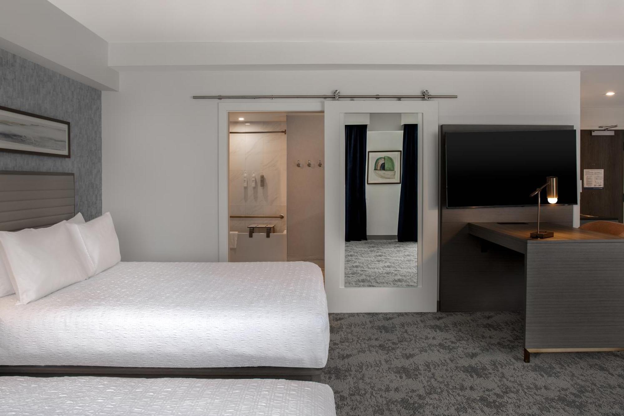 Hampton Inn By Hilton Winnipeg Downtown Ngoại thất bức ảnh