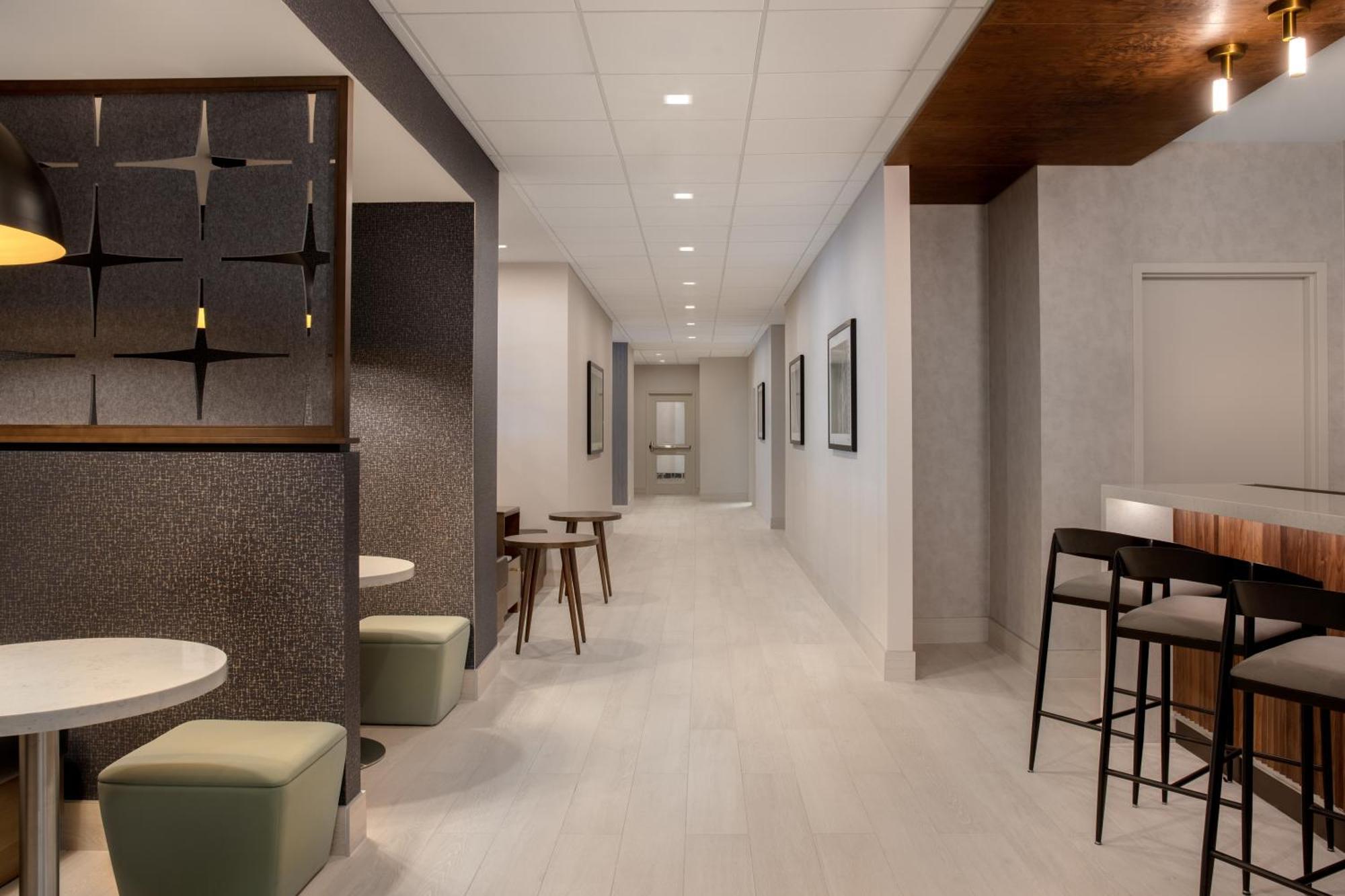 Hampton Inn By Hilton Winnipeg Downtown Ngoại thất bức ảnh