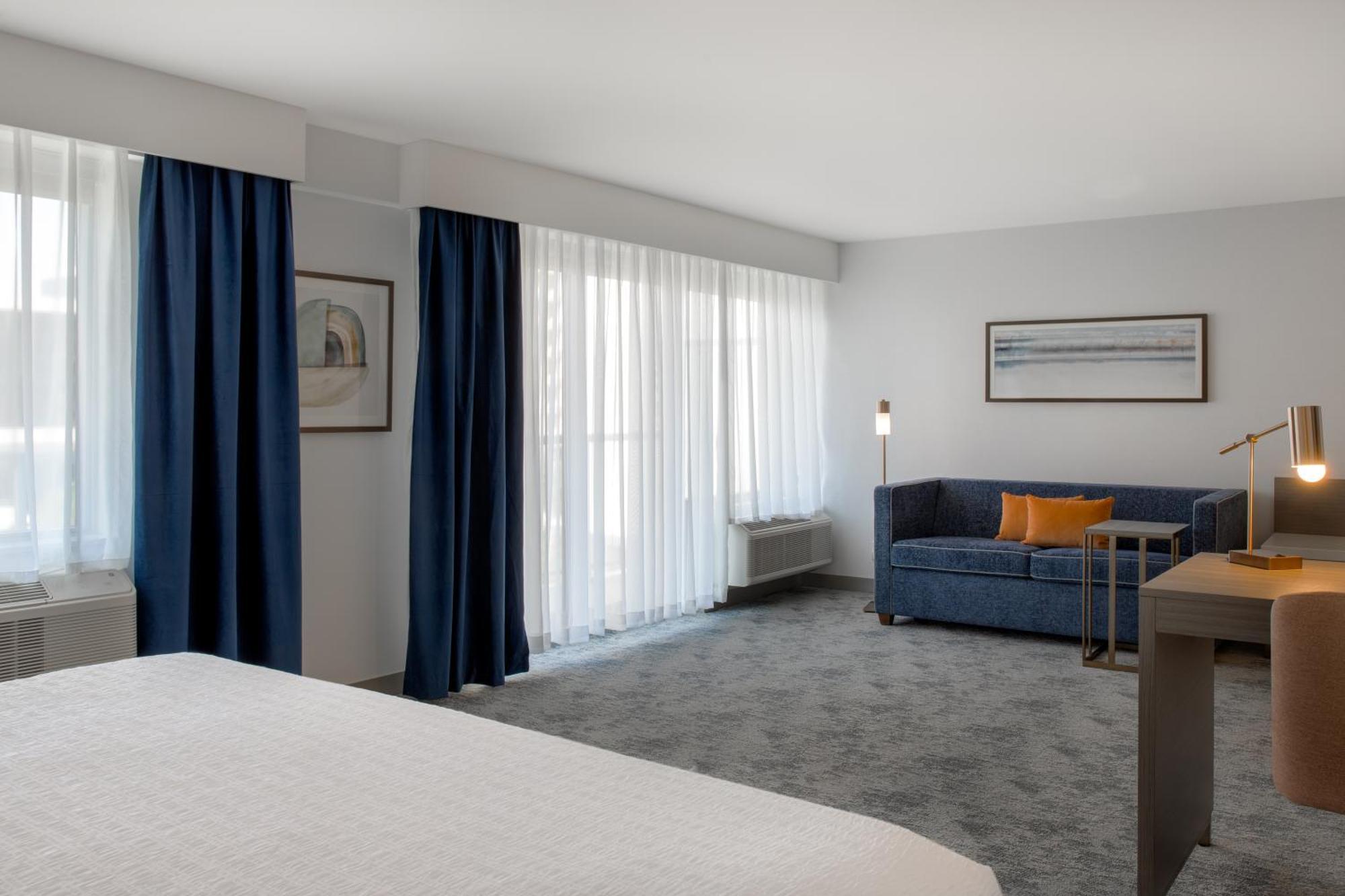 Hampton Inn By Hilton Winnipeg Downtown Ngoại thất bức ảnh