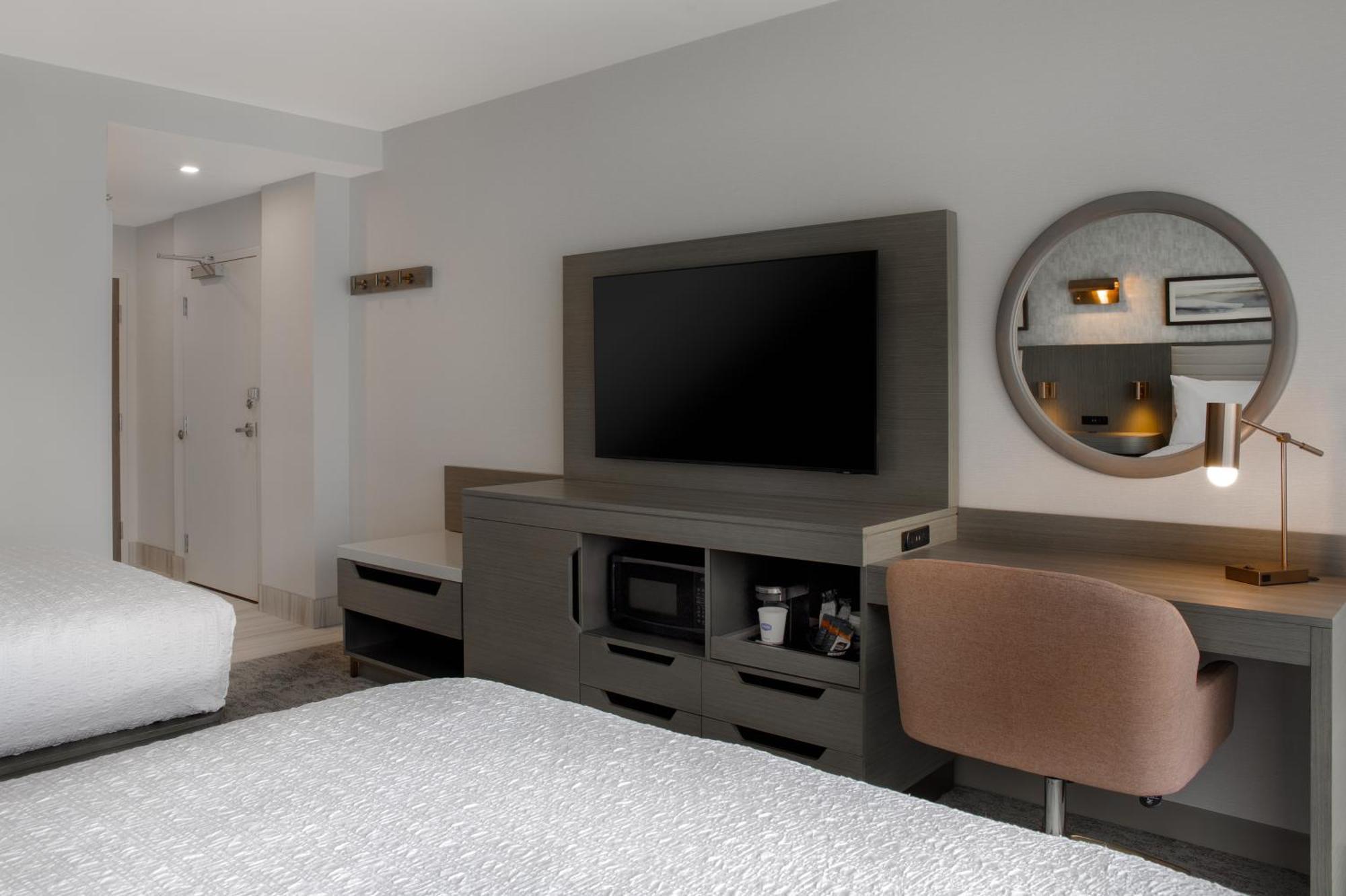 Hampton Inn By Hilton Winnipeg Downtown Ngoại thất bức ảnh