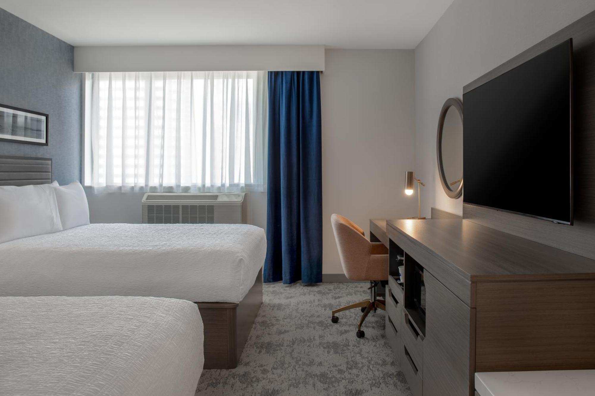 Hampton Inn By Hilton Winnipeg Downtown Ngoại thất bức ảnh