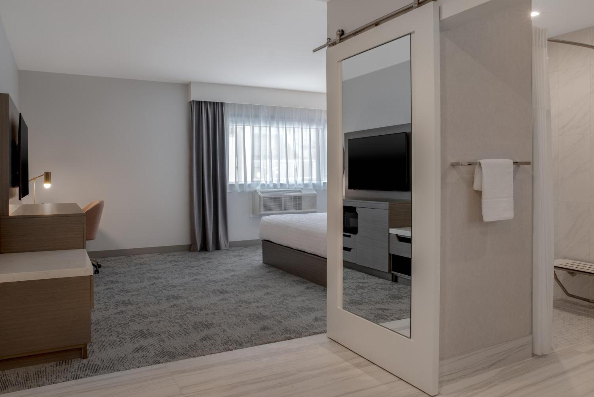 Hampton Inn By Hilton Winnipeg Downtown Ngoại thất bức ảnh