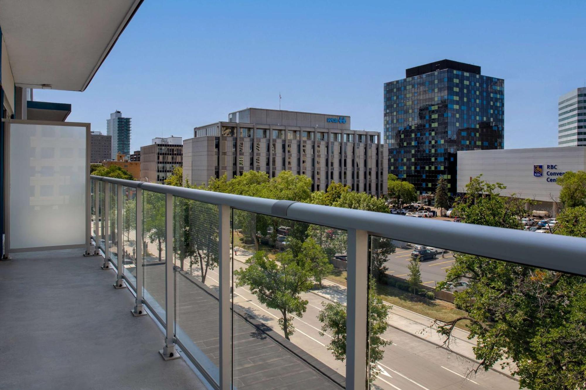 Hampton Inn By Hilton Winnipeg Downtown Ngoại thất bức ảnh