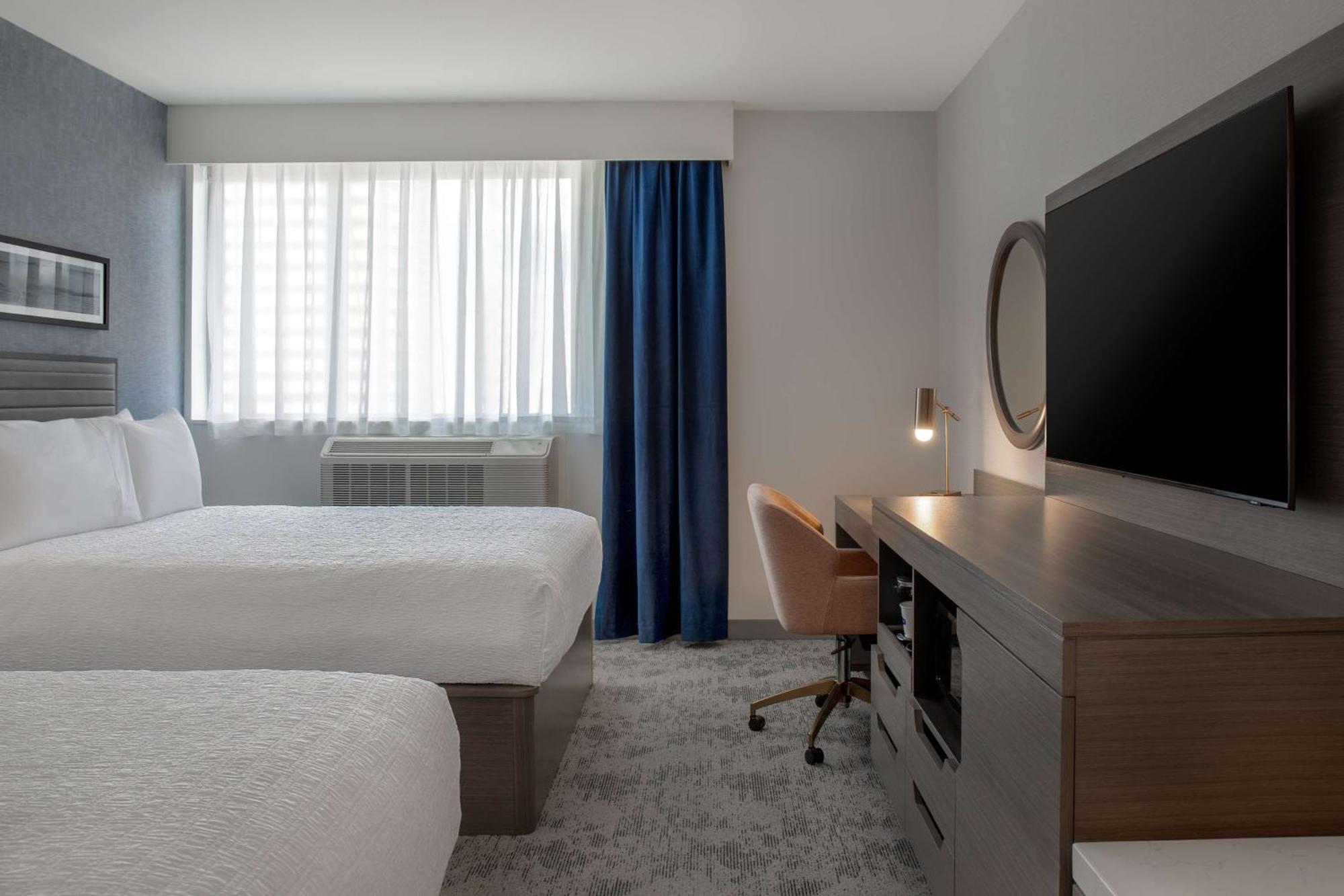 Hampton Inn By Hilton Winnipeg Downtown Ngoại thất bức ảnh