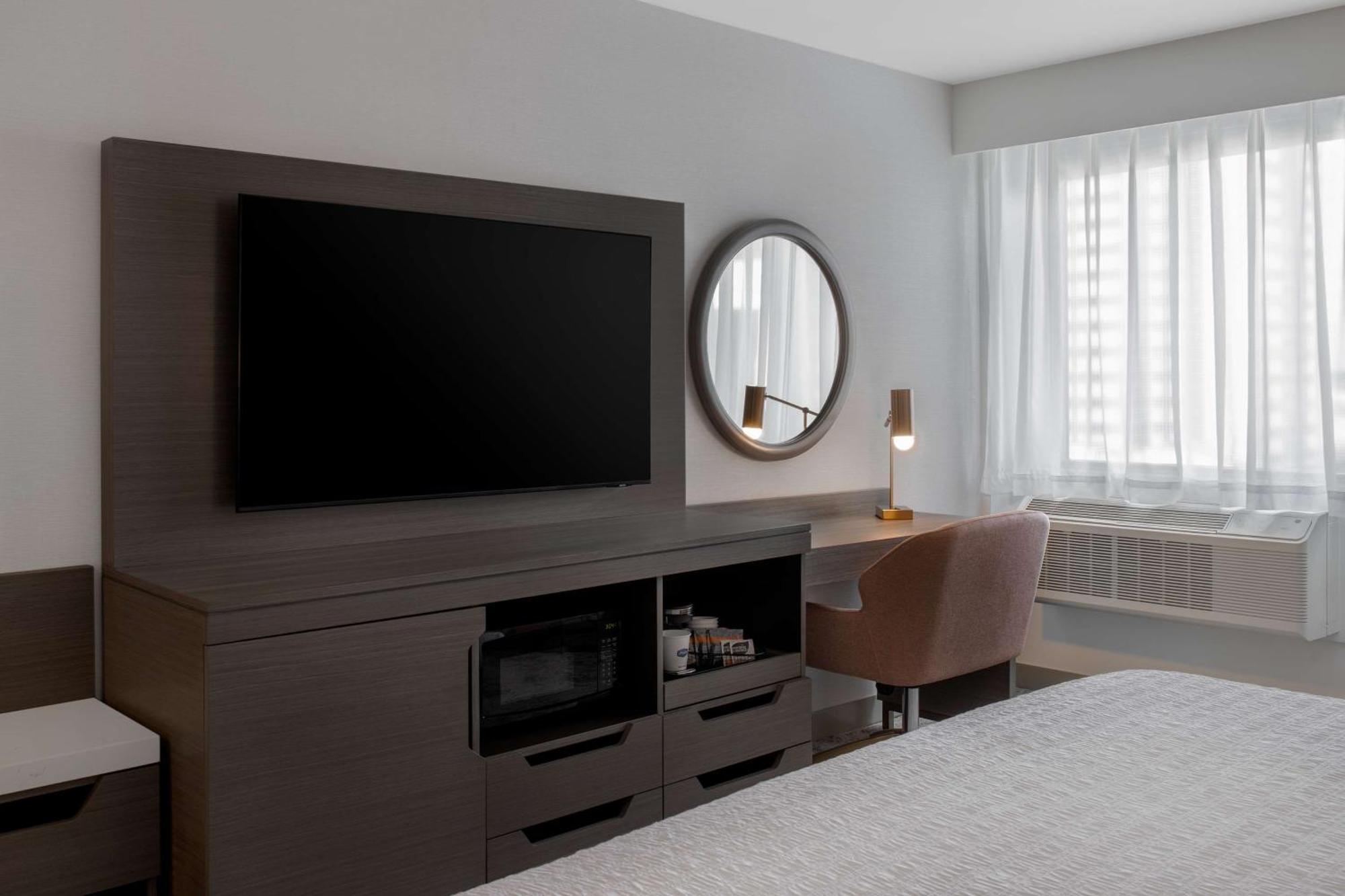 Hampton Inn By Hilton Winnipeg Downtown Ngoại thất bức ảnh